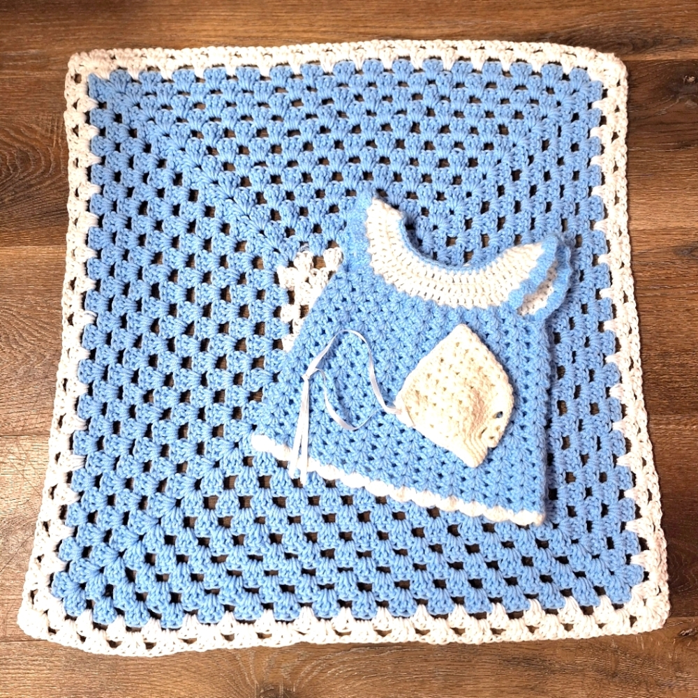 Handknitted Blue and White Baby Tunic, Blanket & Bonnet 0-3 Months,NWOT